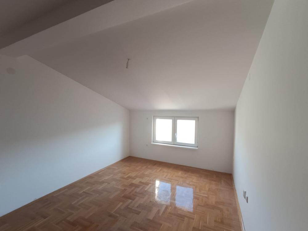 Slika 2 - U blizini Pravnog fakulteta, Dvoiposoban stan na prodaju, 54.13m2, 97.500€